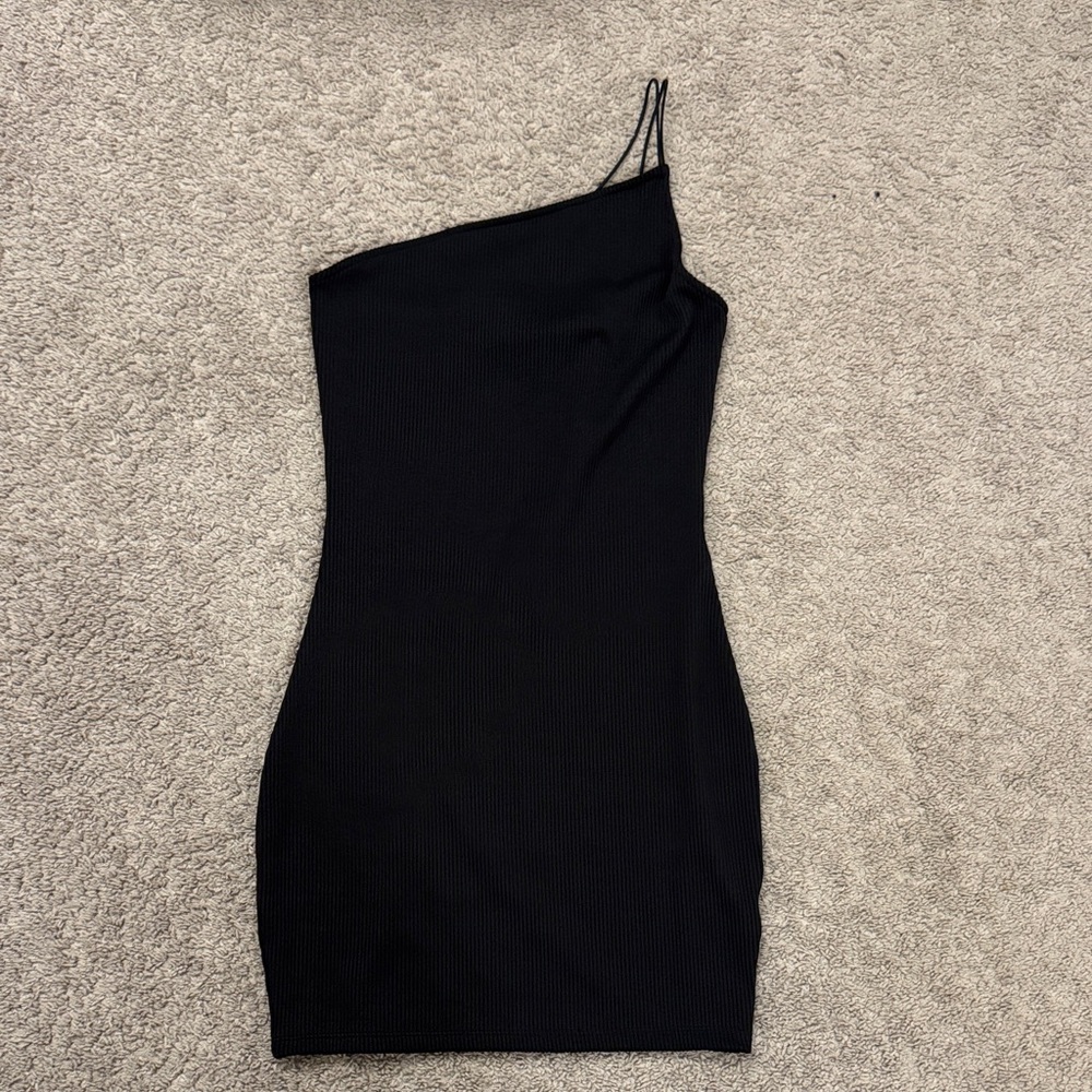 Black One-Shoulder Dress